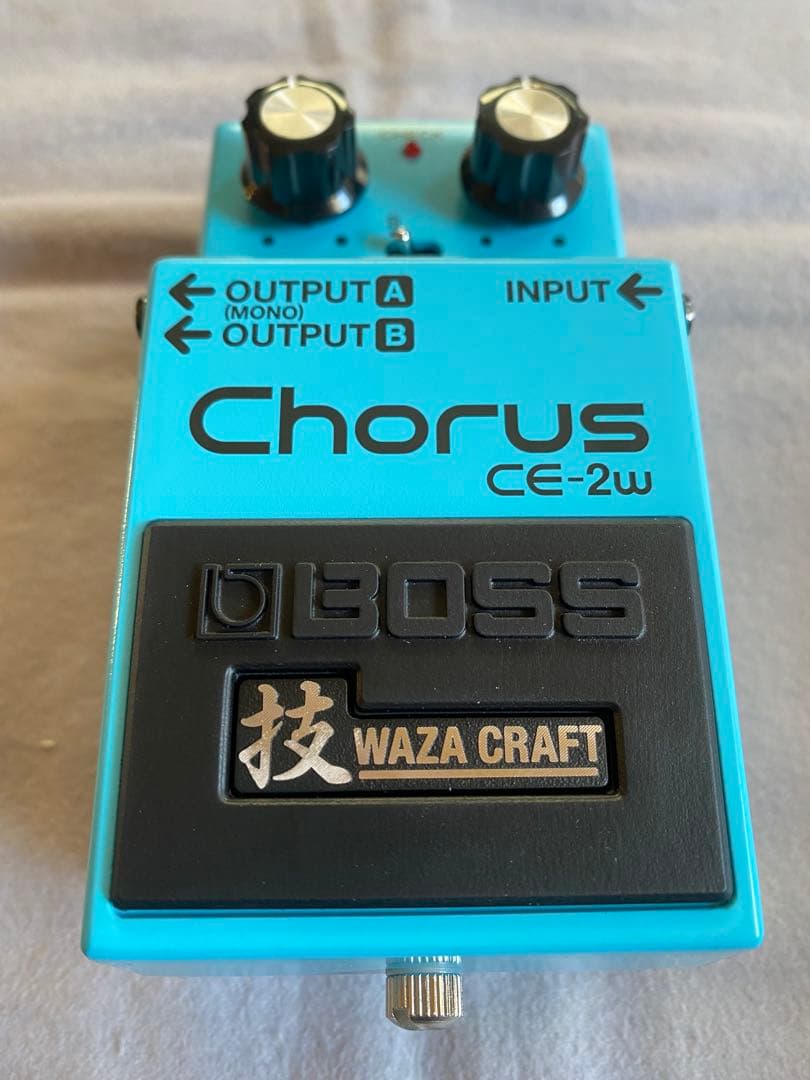 ギター BOSS CE-2W