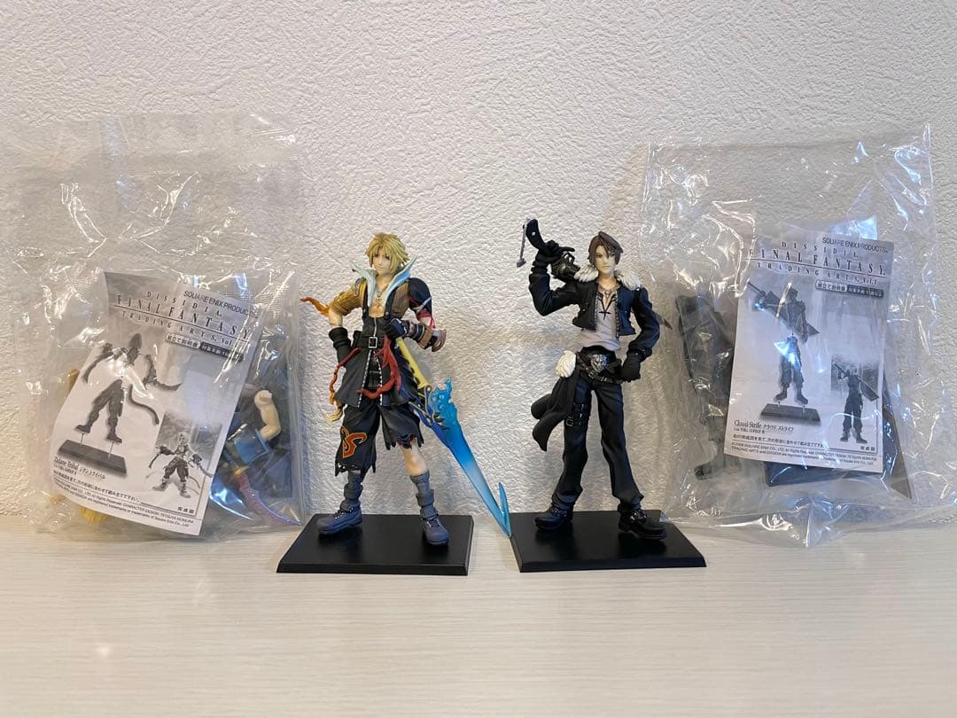 DISSDIA FINALFANTASY トレーディングアーツ　フィギュア