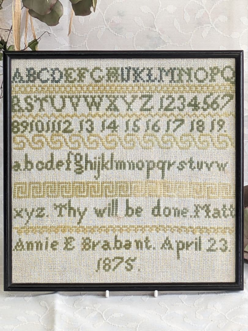 イギリス アンティーク 19世紀 1875年 刺繍サンプラー ヴィンテージ刺繍