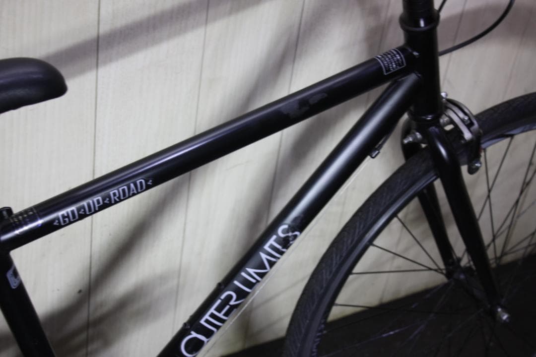 アウターリミッツ スチル シマノ6速 450mm クロスバイク 黒