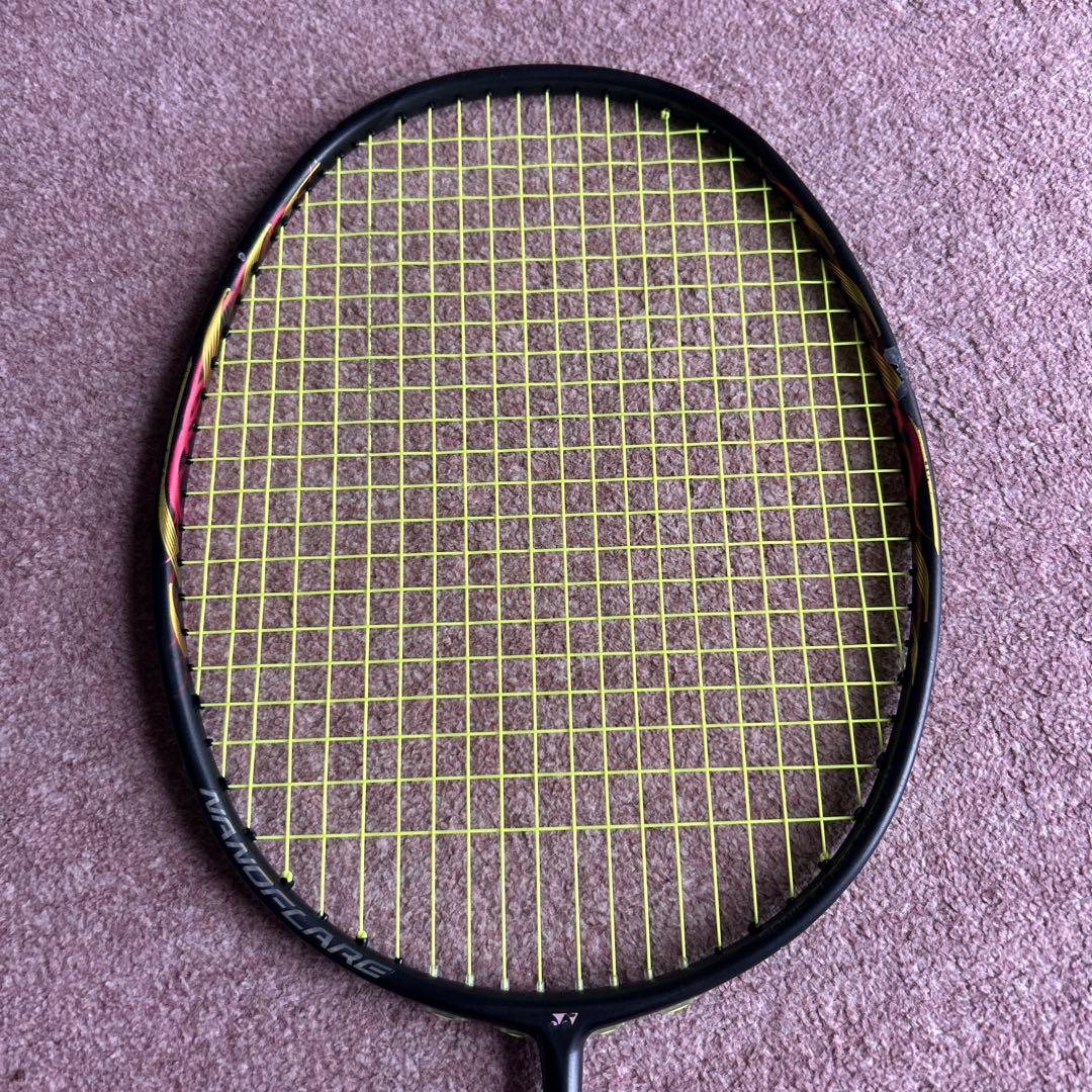 (未売り品！！)Nanoflare 800 4u バドミントンラケット