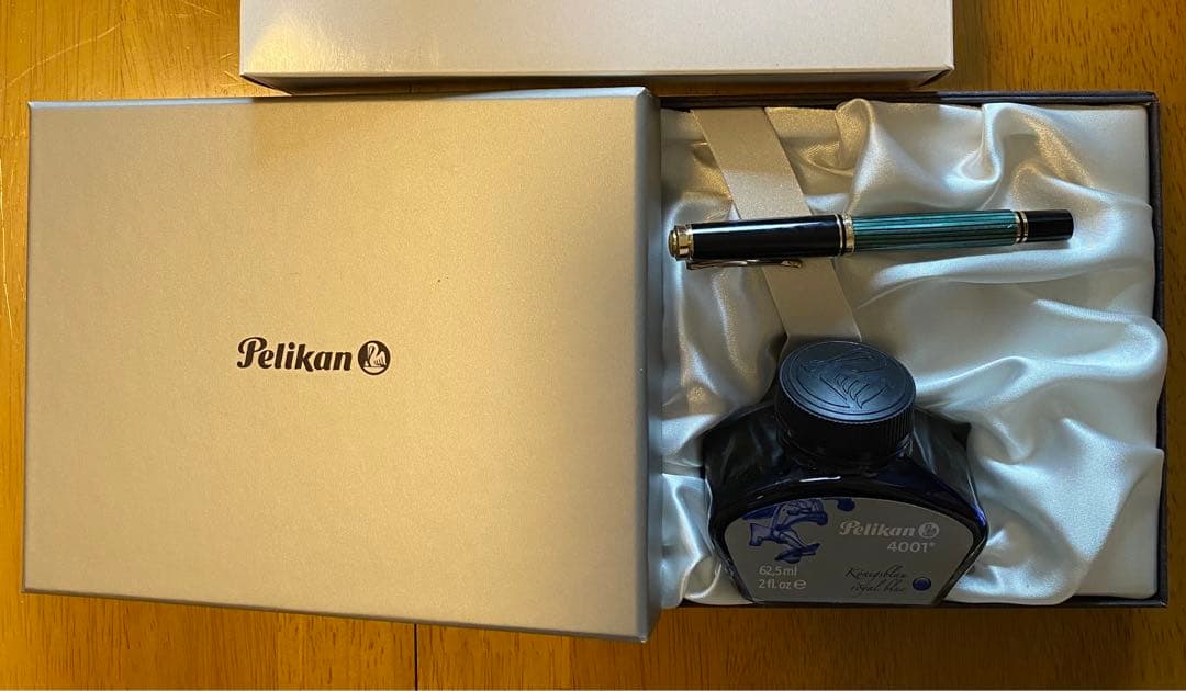 【希少　廃番】 Pelikan（ペリカン）万年筆 スーベレーン M300 緑縞