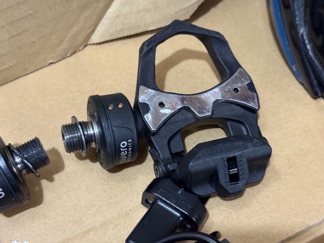 Favero Assioma パワーメーター ペダル 美品 充電コード付き