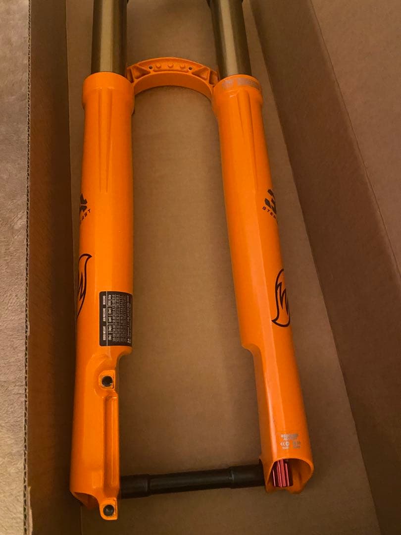 FOX Factory 34 sc 120mm 3ポジション　29er レバー付