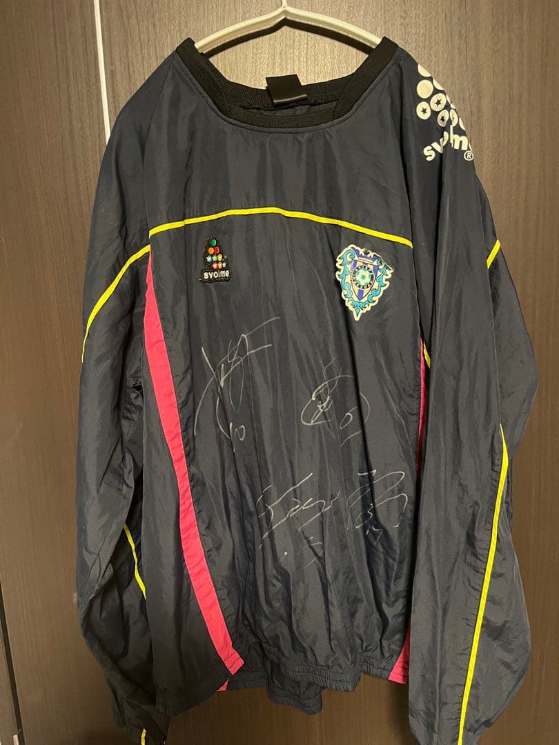 アビスパ福岡　城後などサイン入り ピステ