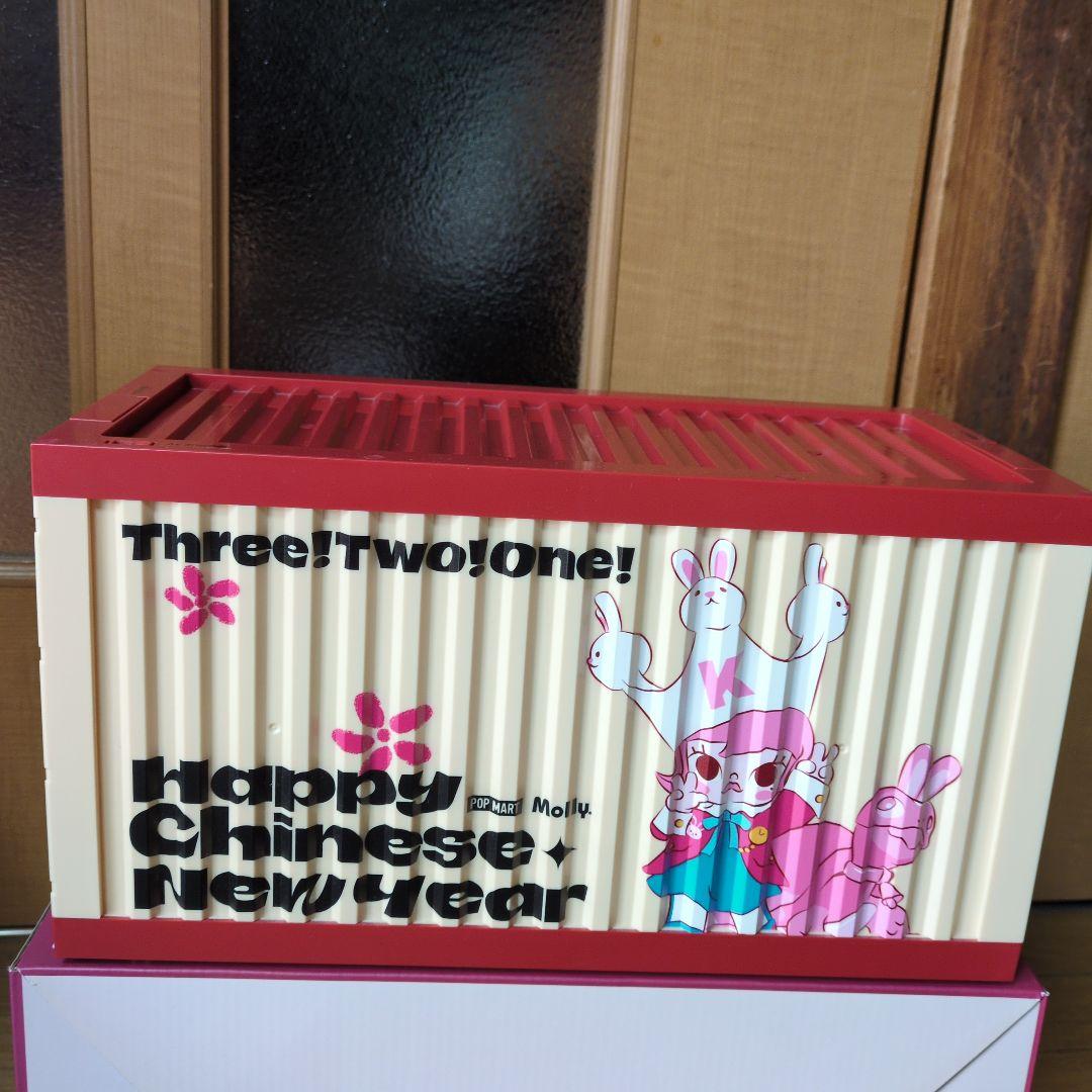 used★POP MART★ライト付き★ディスプレイ コンテナ★Molly★限定