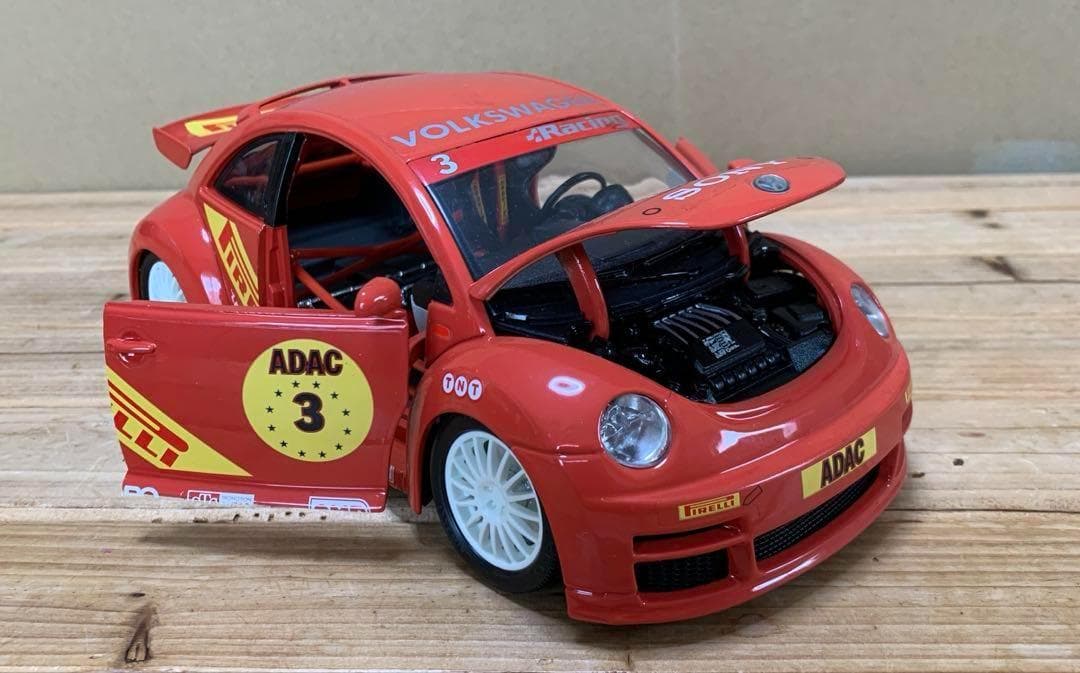 ミニカー　1/18　VW　ニュービートル　CUP　1999