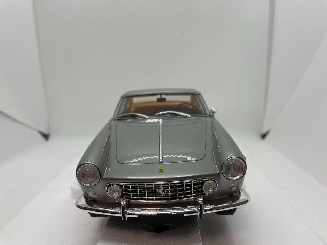 601-101 Matrix 1/18 フェラーリ 250GT-E Coupe