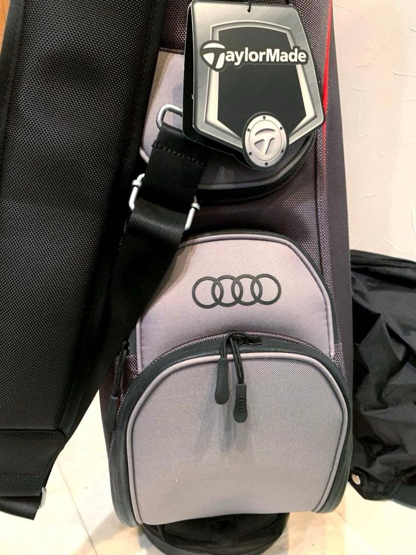 希少　新品未使用　非売品　アウディ　テーラーメイド　キャディバッグ