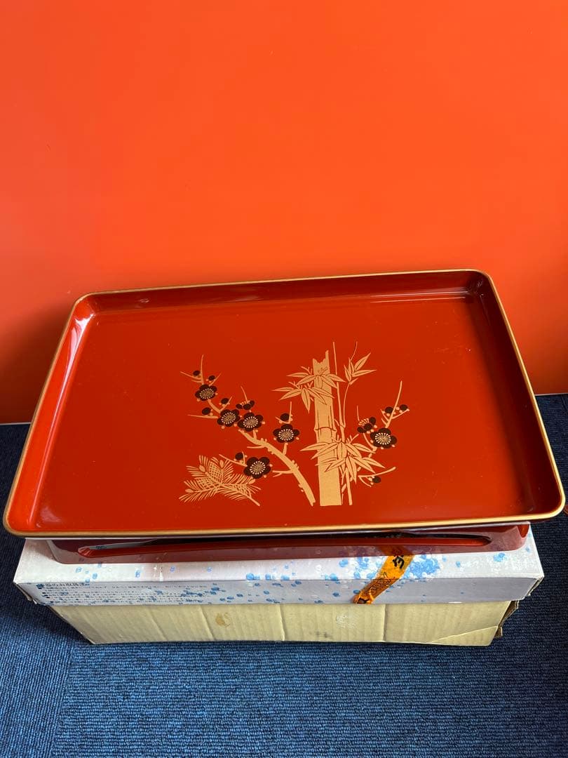 1372 屠蘇器　松くり足　四ッ揃　赤口　松竹梅　未使用