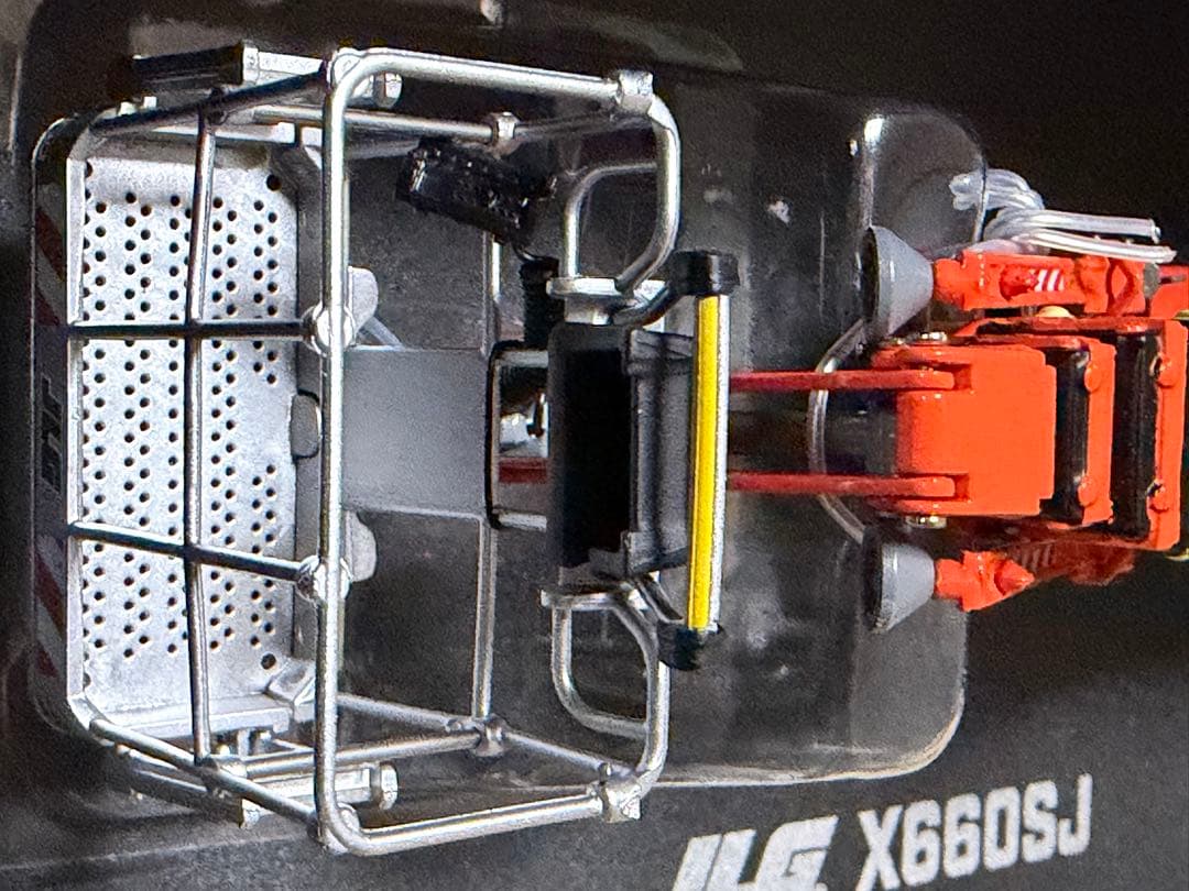 【新品未使用】 JLG X660SJ ブームリフト：建機 スケールモデル1/32