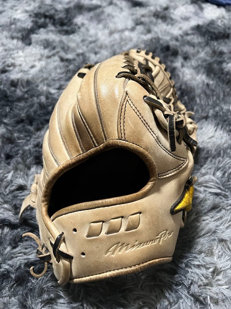 Mizuno Pro 硬式外野グローブ ベージュ