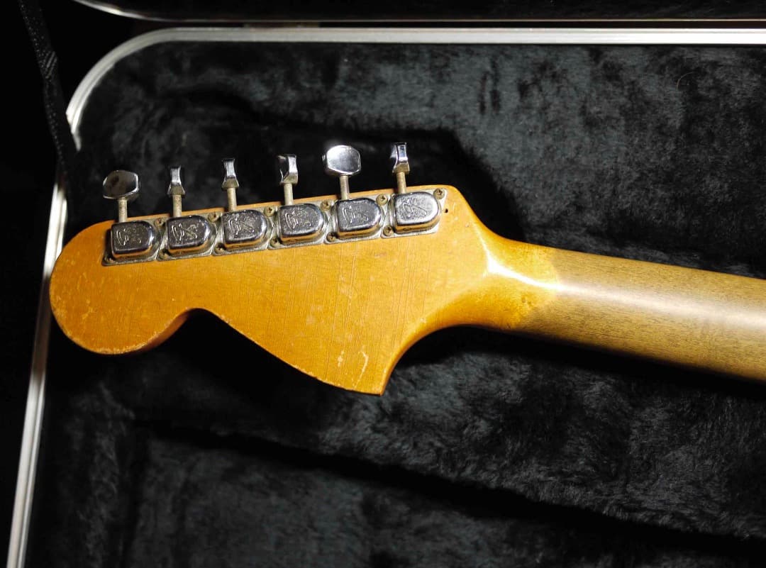 Fender Strato 1968年 元はオリンピックホワイト リフィニッシュ