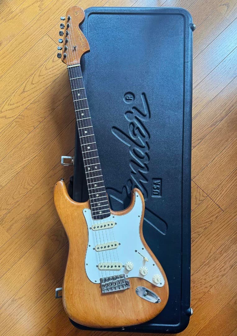 Fender Strato 1968年 元はオリンピックホワイト リフィニッシュ