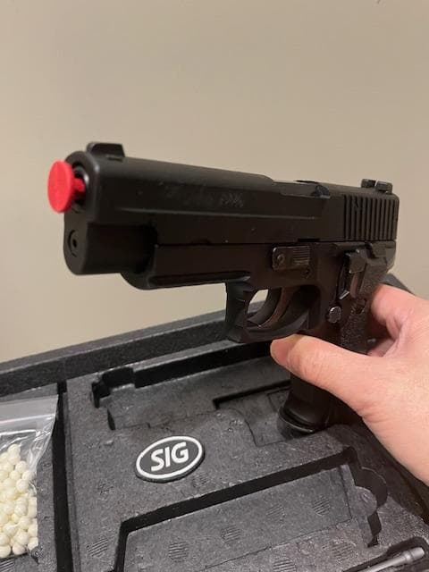東京マルイ SIG P226 Rail ガスブローバック ガスガン