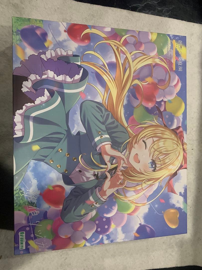 創彩少女庭園 佐伯リツカ(冬服)、小鳥遊暦(冬服&ドリーミングスタイルブラックス