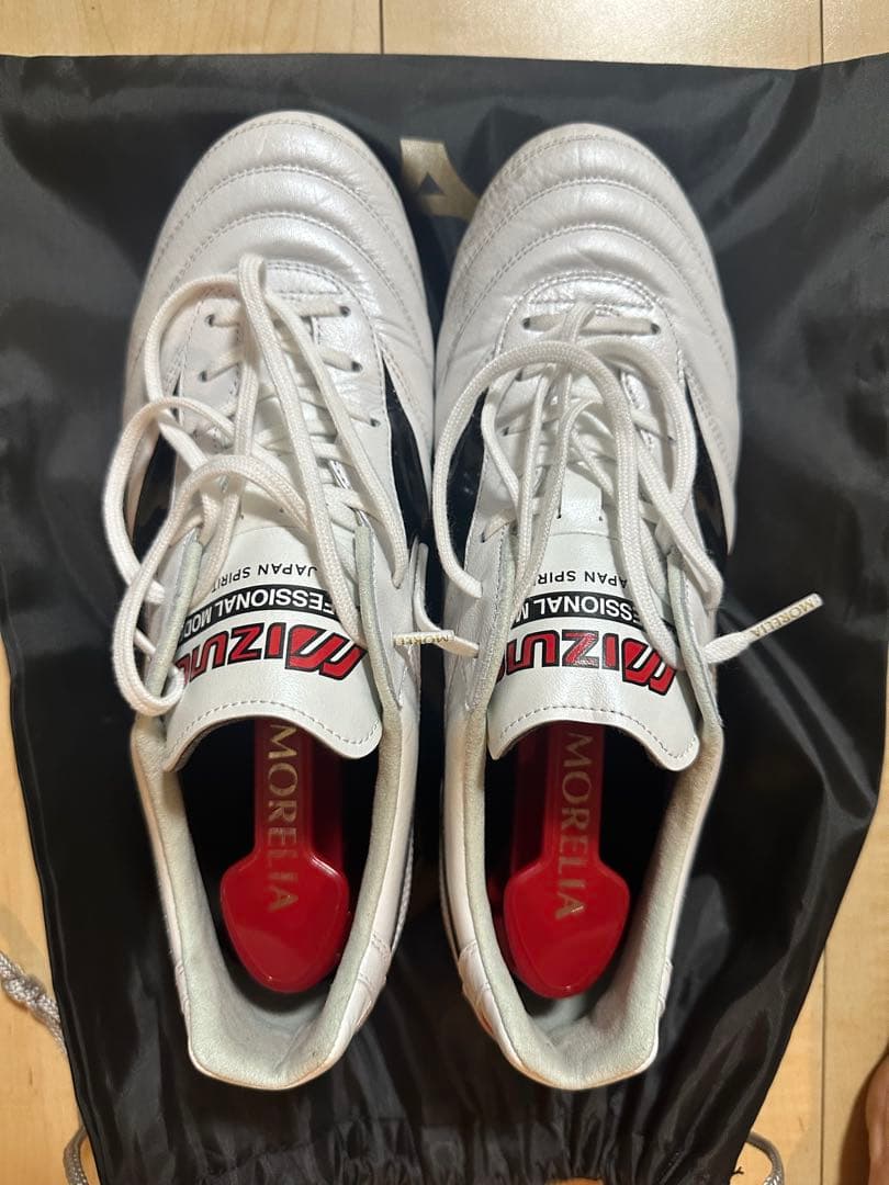 ほぼ未使用 新型ミズノ　モレリア 2 JAPAN ノーマル　26cm