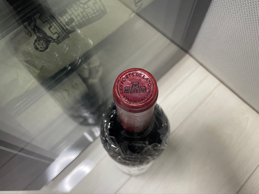 【セラー保管】 レ・フォール・ド・ラトゥール 2004 PP:93点 セカンド