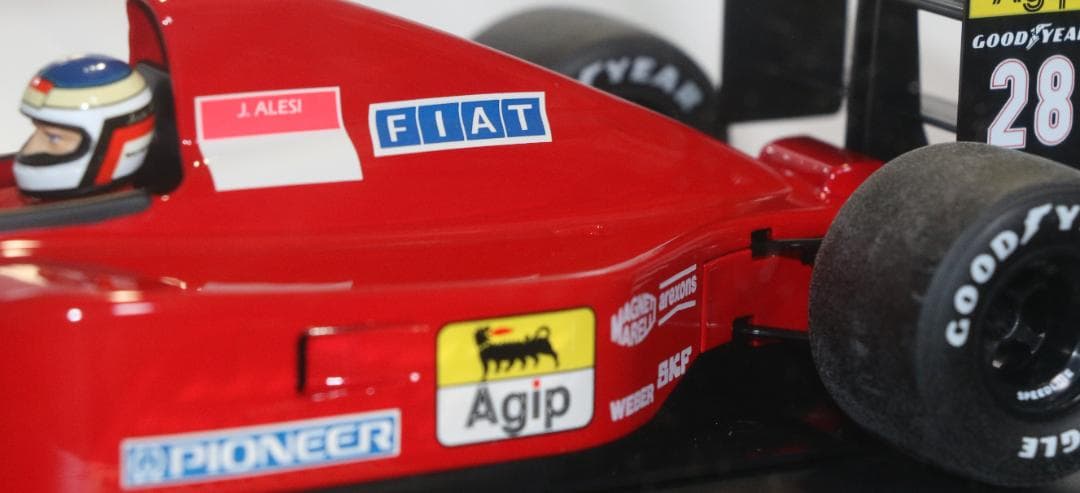 タミヤ製１／２０　コレクターズクラブ　フェラーリ６４３　Ｊ・アレジ　完成品