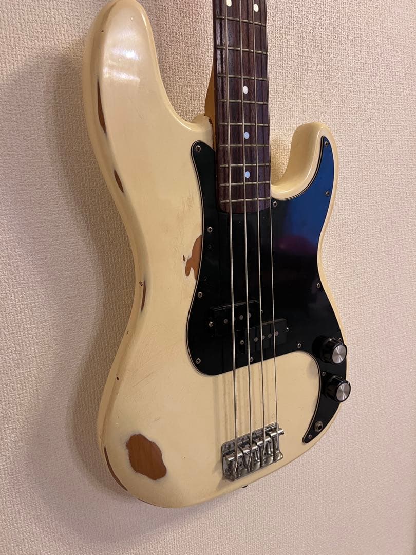 Squier Precision Bass スクワイヤープレシジョン アルニコV