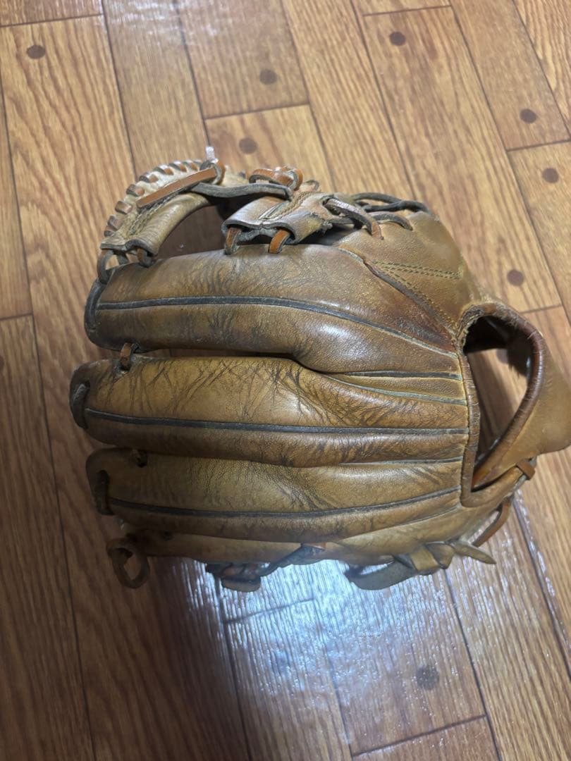 アシックス　ゴールドステージ　硬式　内野手用 軟式でも可