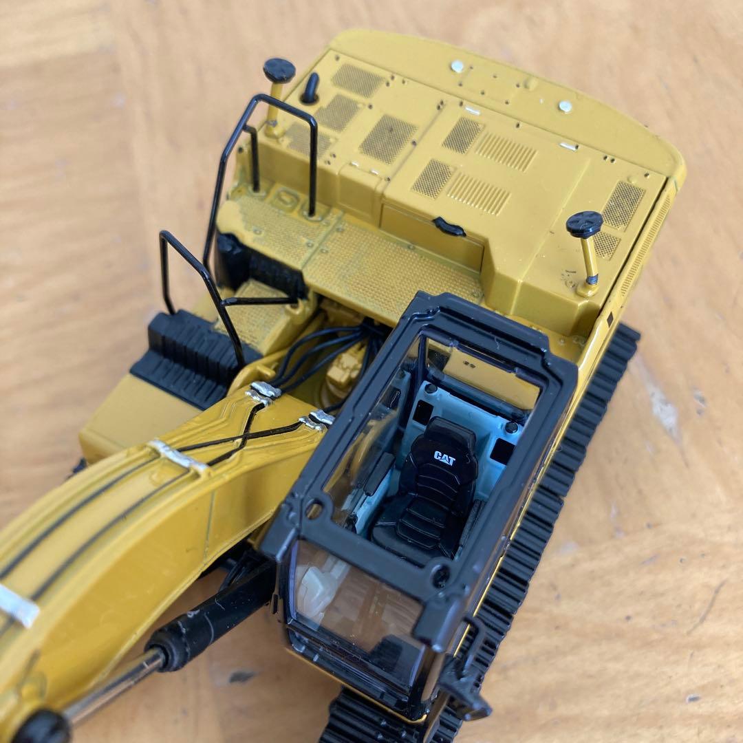キャタピラー DMハイラインシリーズ 1/50 CAT330 ショベルカー