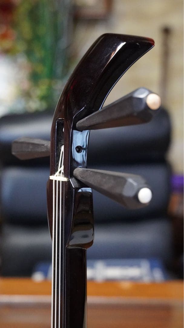 野村流元会長　五十年前にコザで取引した與那城型三線　黒木材　スンチー塗り