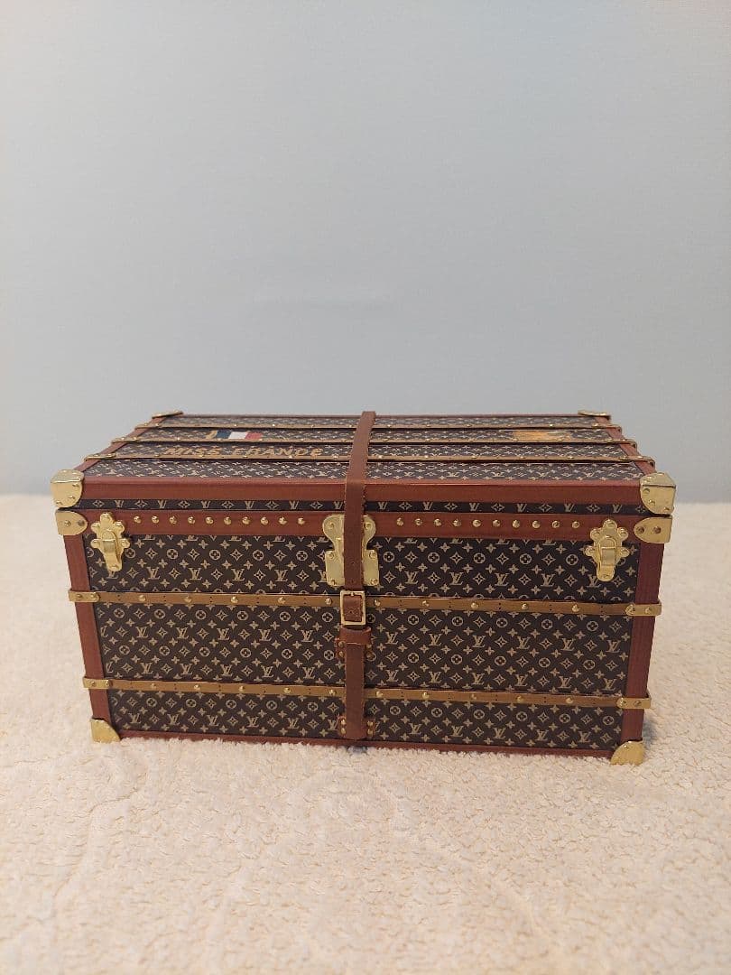 LOUISVUITTONノベルティミスフランスモノグラムトランクペーパーウェイト