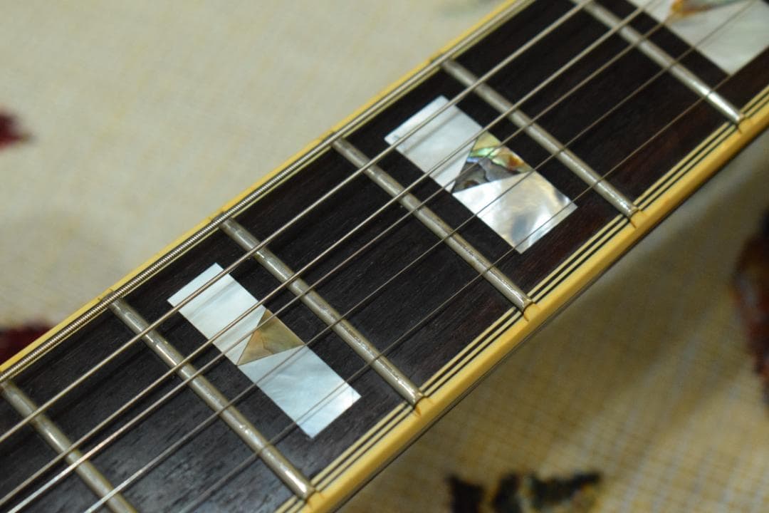 Epiphone Sheraton II セミアコ Black ケース付き