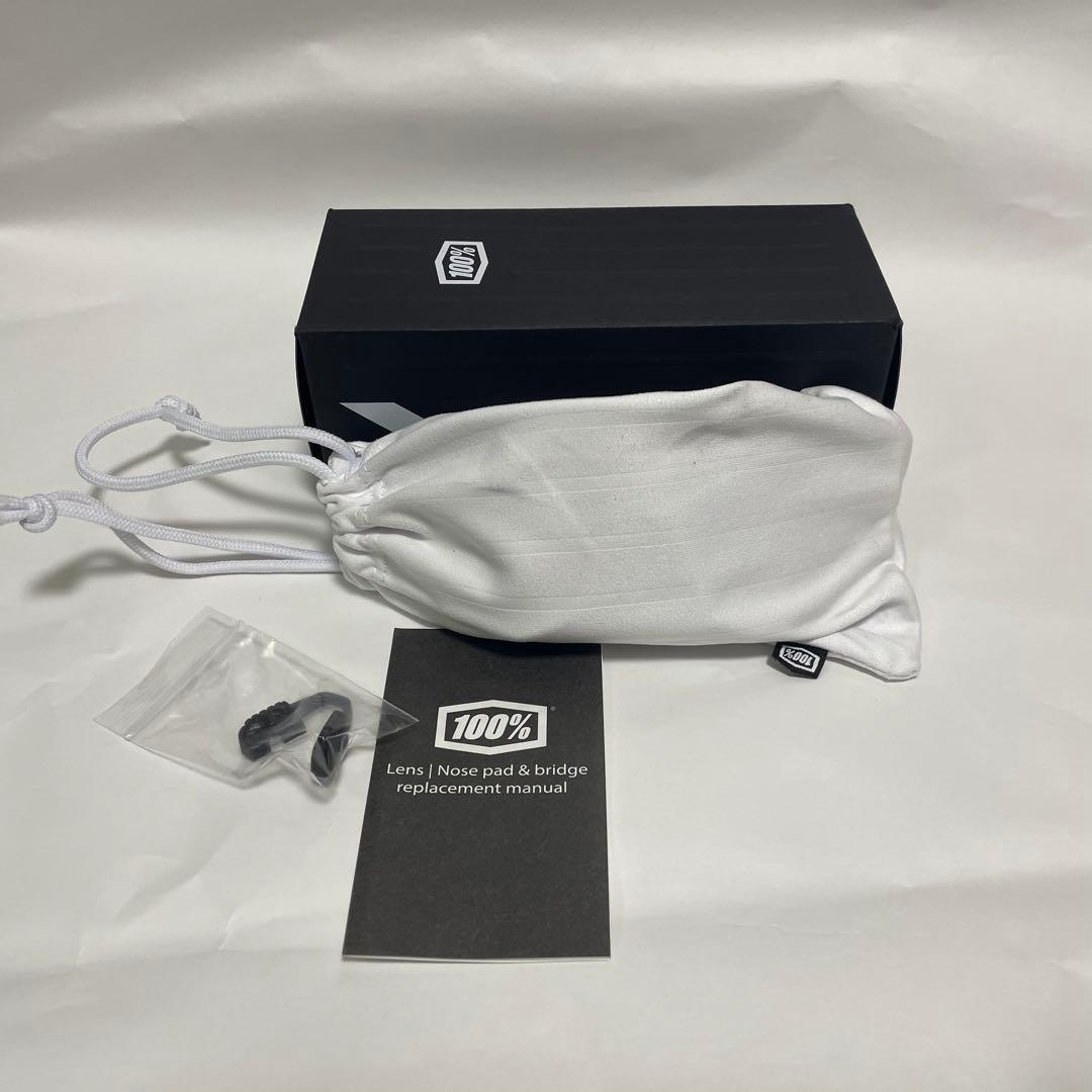 ワンハンドレッド サングラス slendale matte black 100%