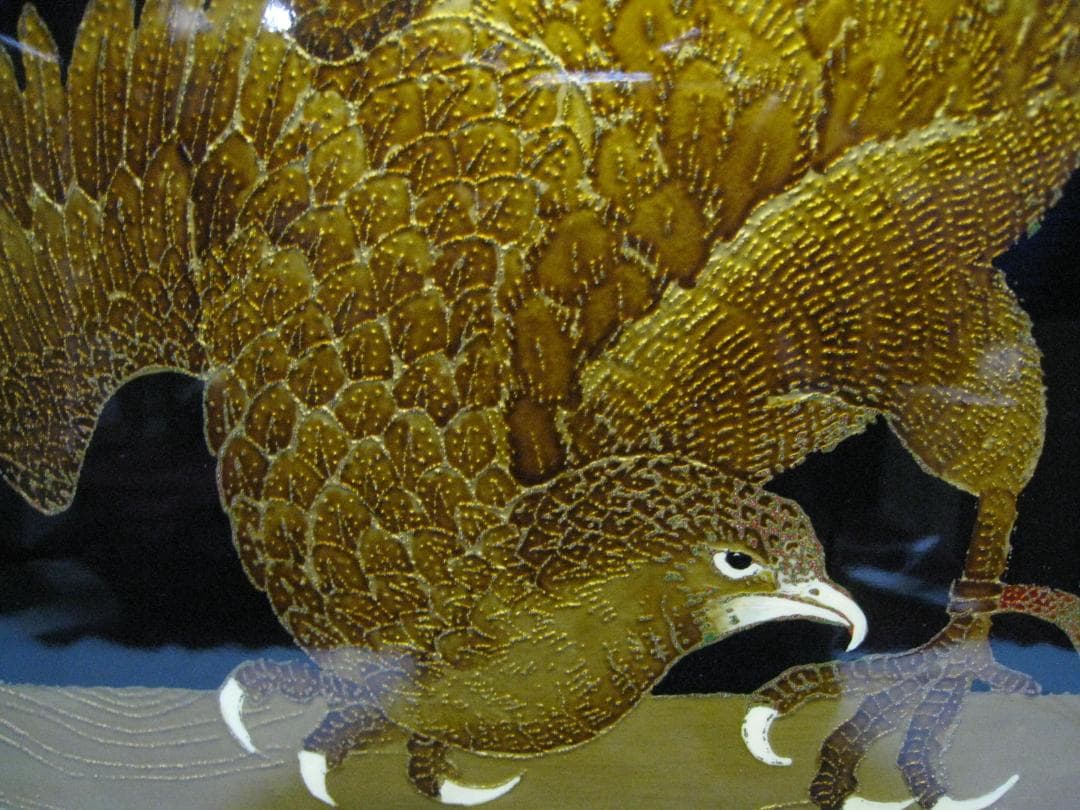 輪島塗　　【漆塗鷹文飾大皿】　径約60㎝