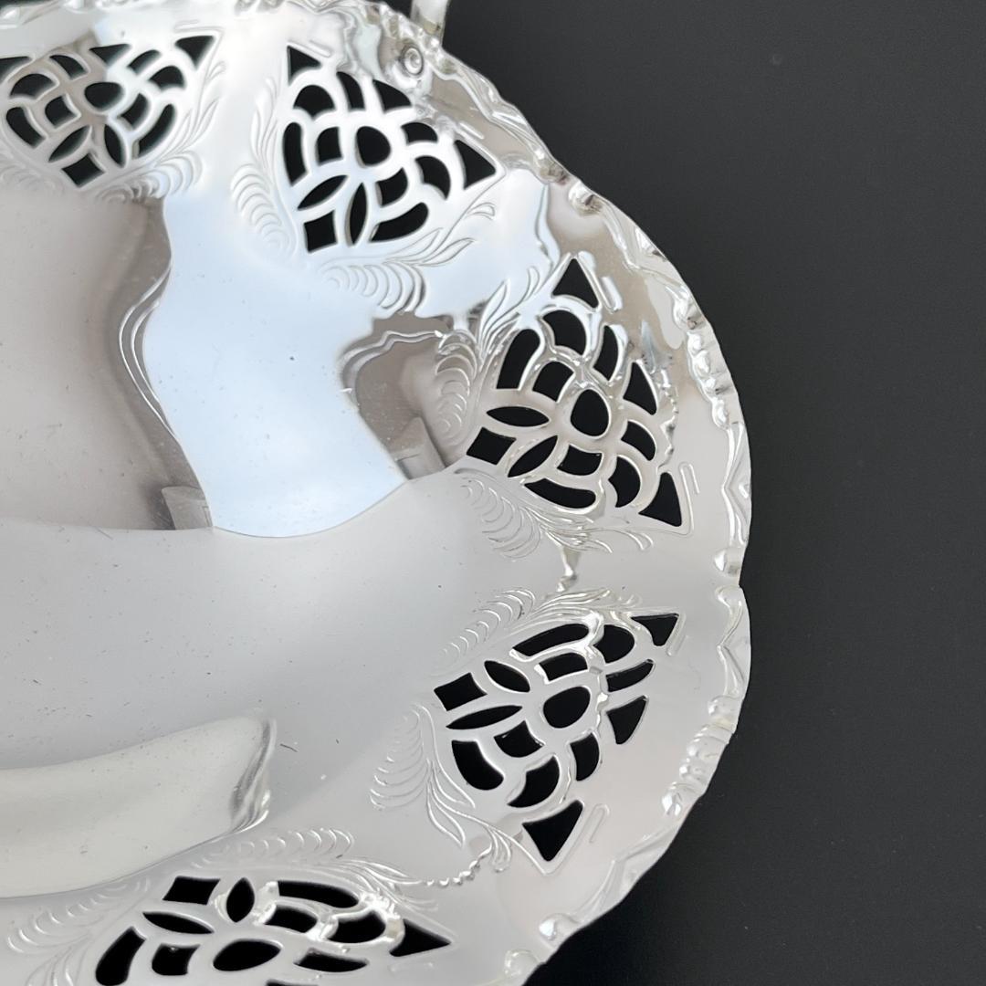 【英国】透かしのバスケットスタンド【シルバープレート】