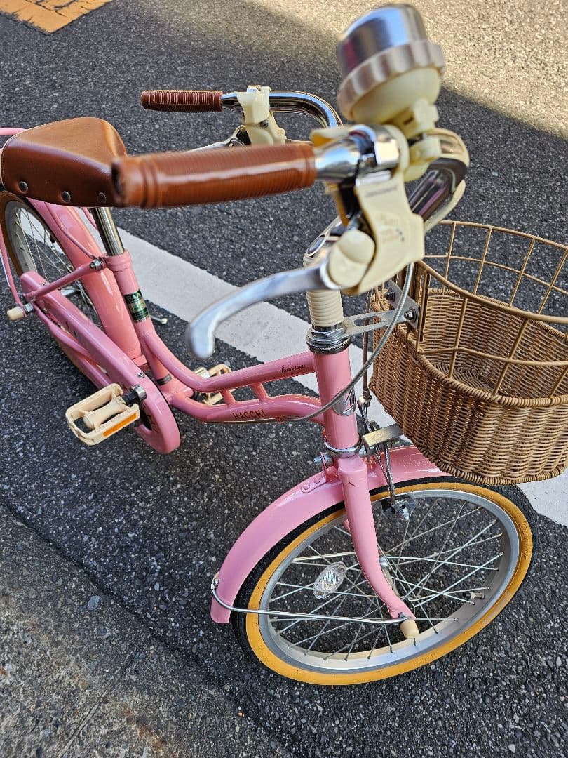 ブリヂストン　HACCHI　18インチ　ピンク