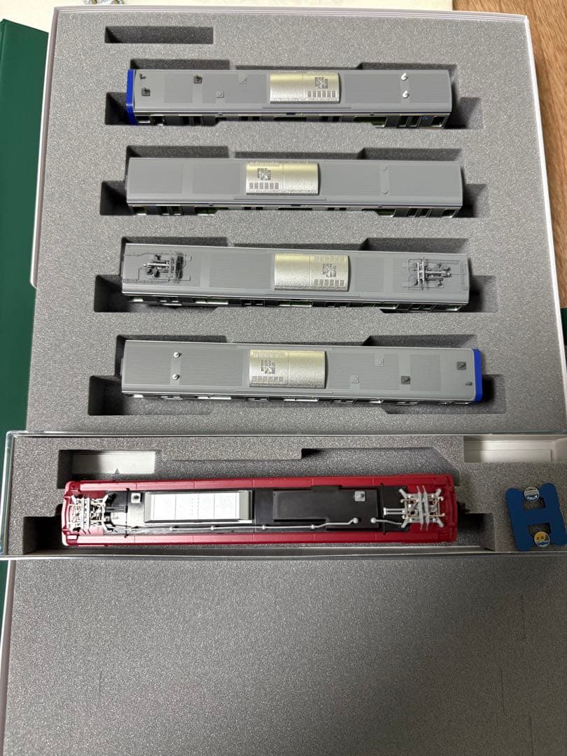 KATO E235系1000番台 EF81 配給セット