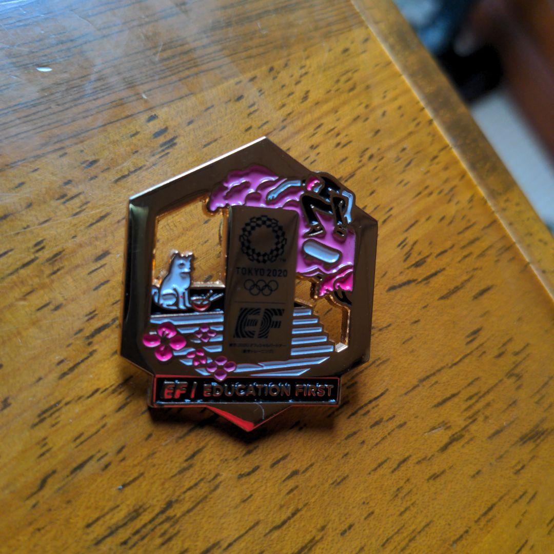 TOKYO2020　ピンバッジ　金ゴールド