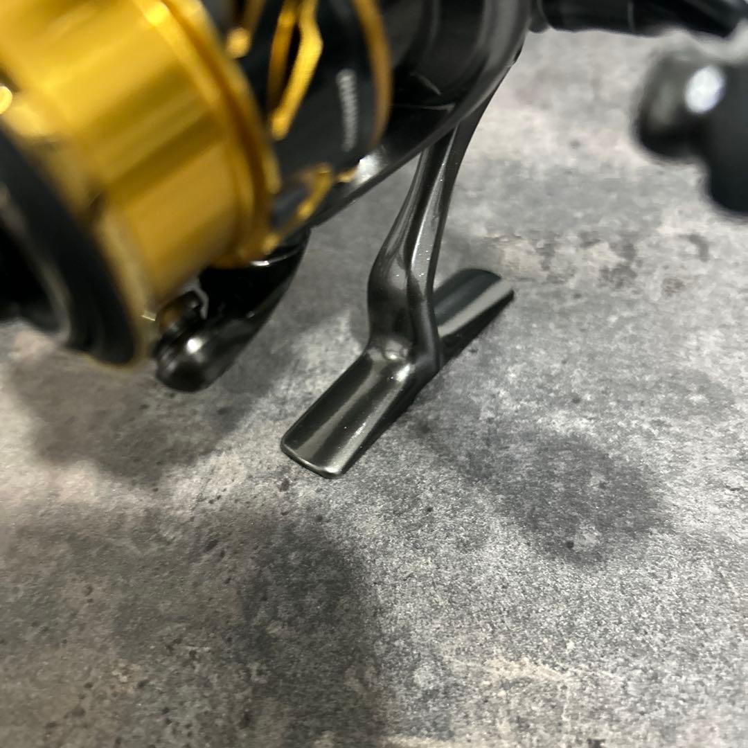 【美品】20ツインパワーC2000S ios ラインローラーカスタム