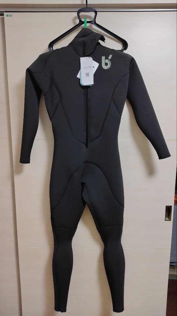 値下げします! ブレイカーアウト 　３mm フルスーツ　 XLサイズ