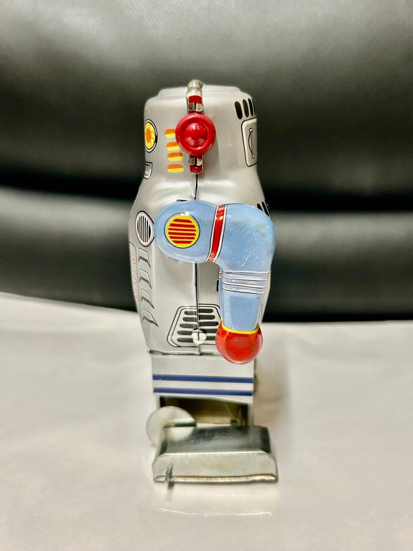 昭和レトロ　ブリキのロボット
