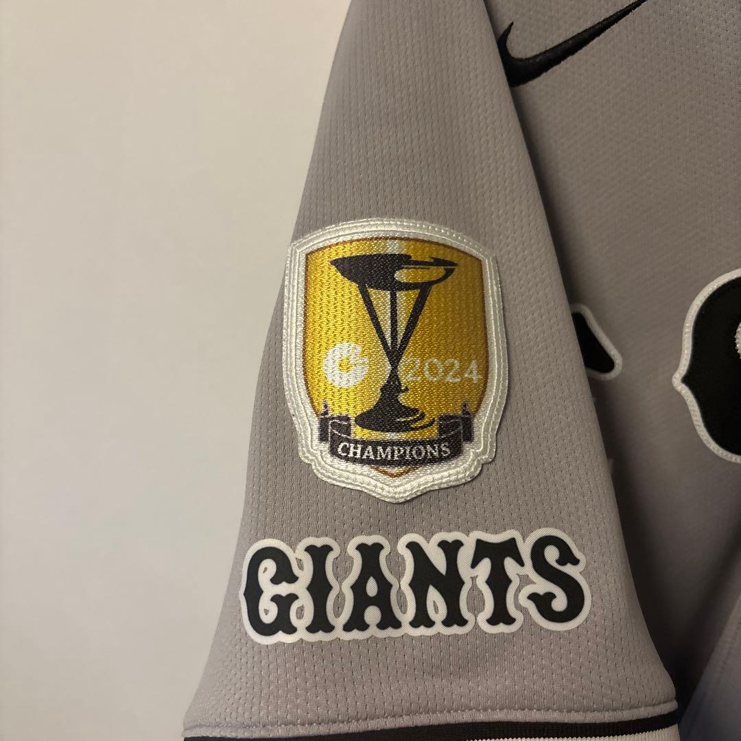 GIANTS YOSHIKAWA ユニフォーム 2