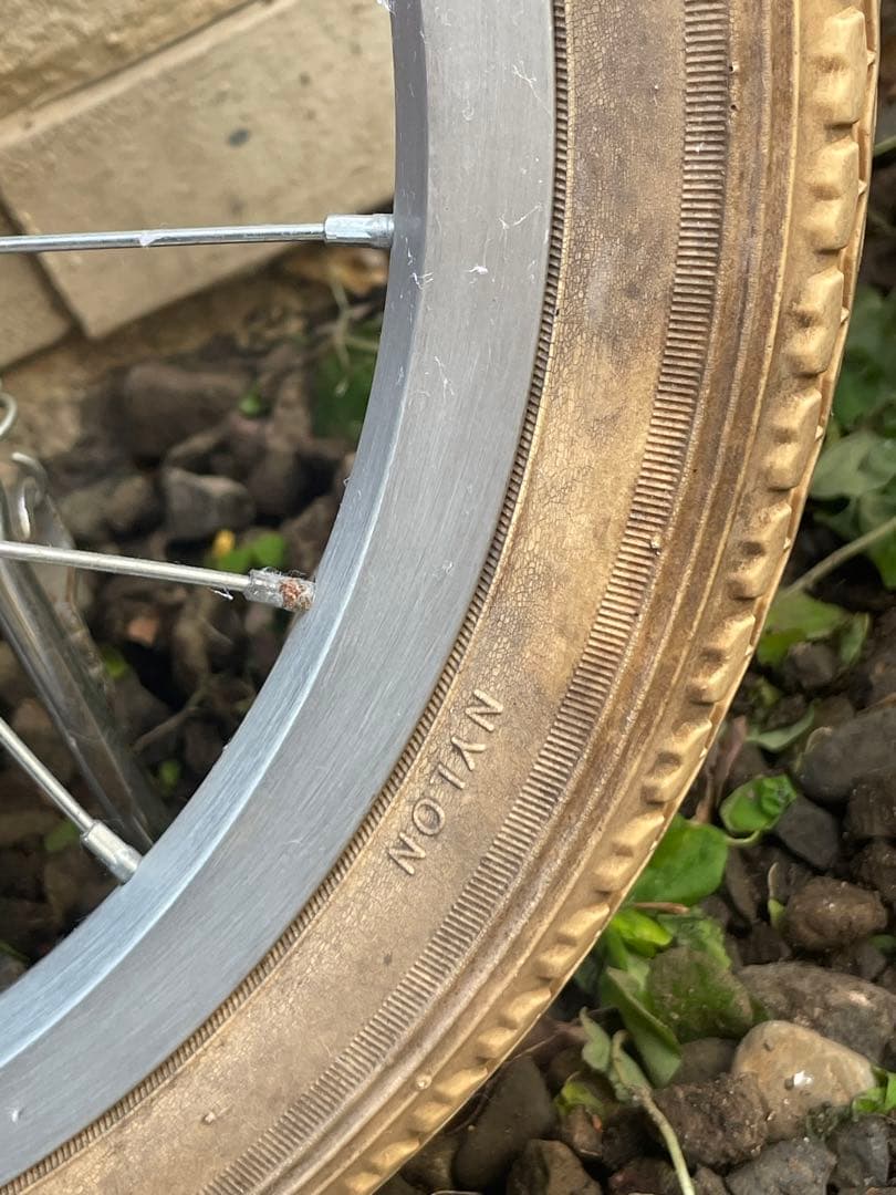 TokyoBike 子供用 16インチ スタンド・泥除け付き(補助輪付属)