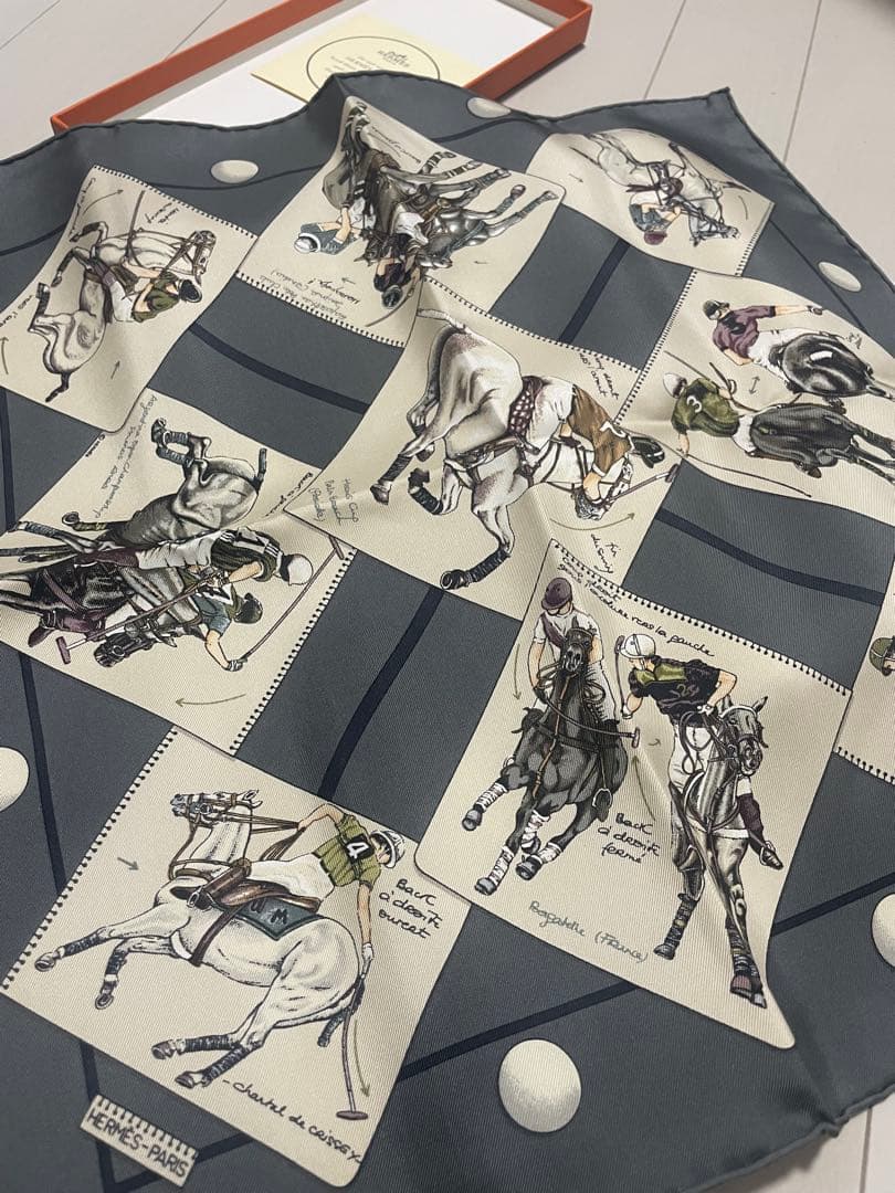 HERMES シルクスカーフ 馬術デザイン