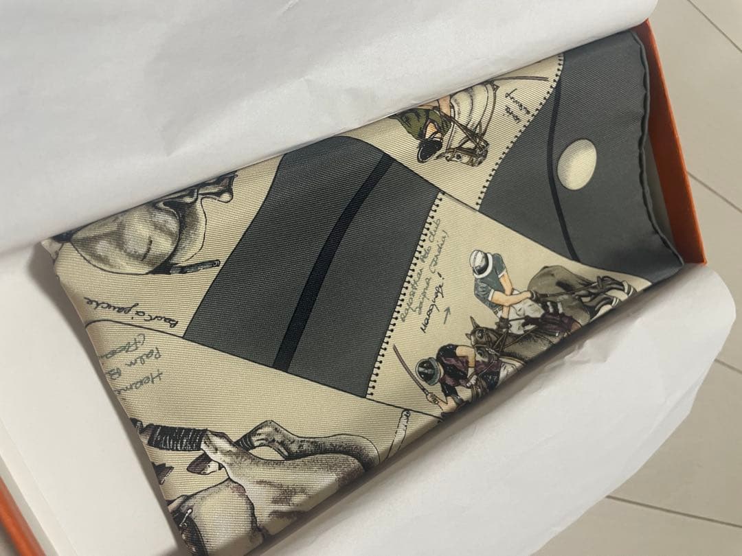 HERMES シルクスカーフ 馬術デザイン