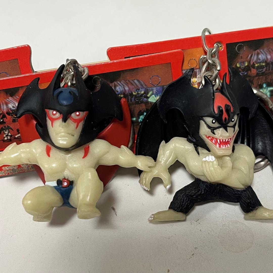【希少】暗闇で光る　キーホルダー　デビルマン　マジンガーZ コンプ　全7種