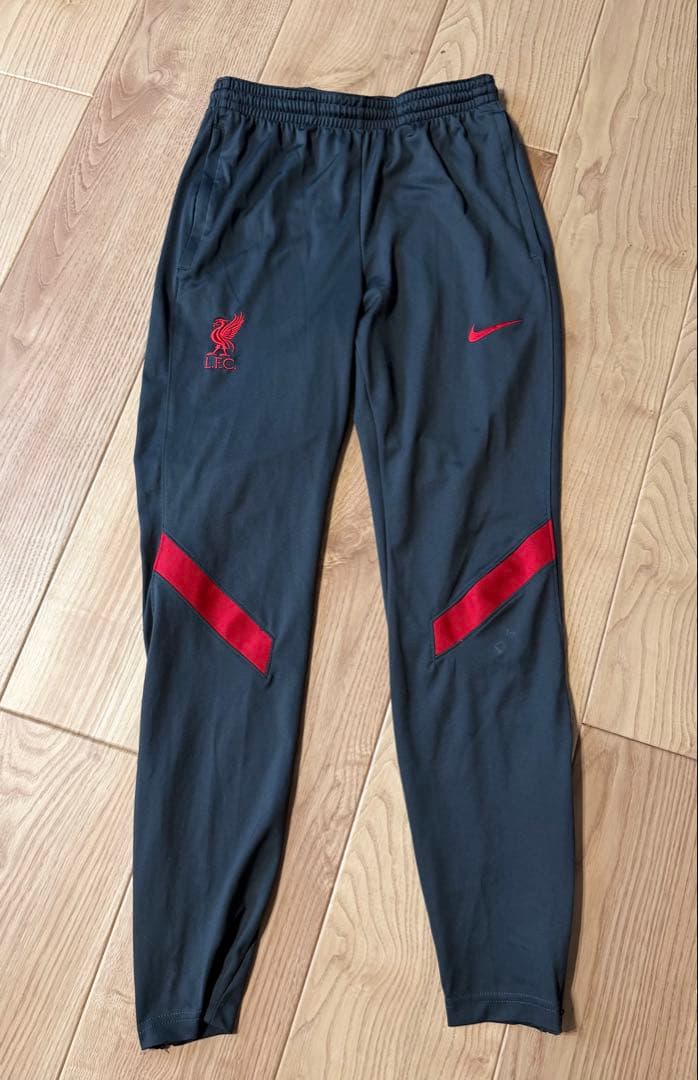 リバプール Nike ジャージ Sサイズ 上下セット