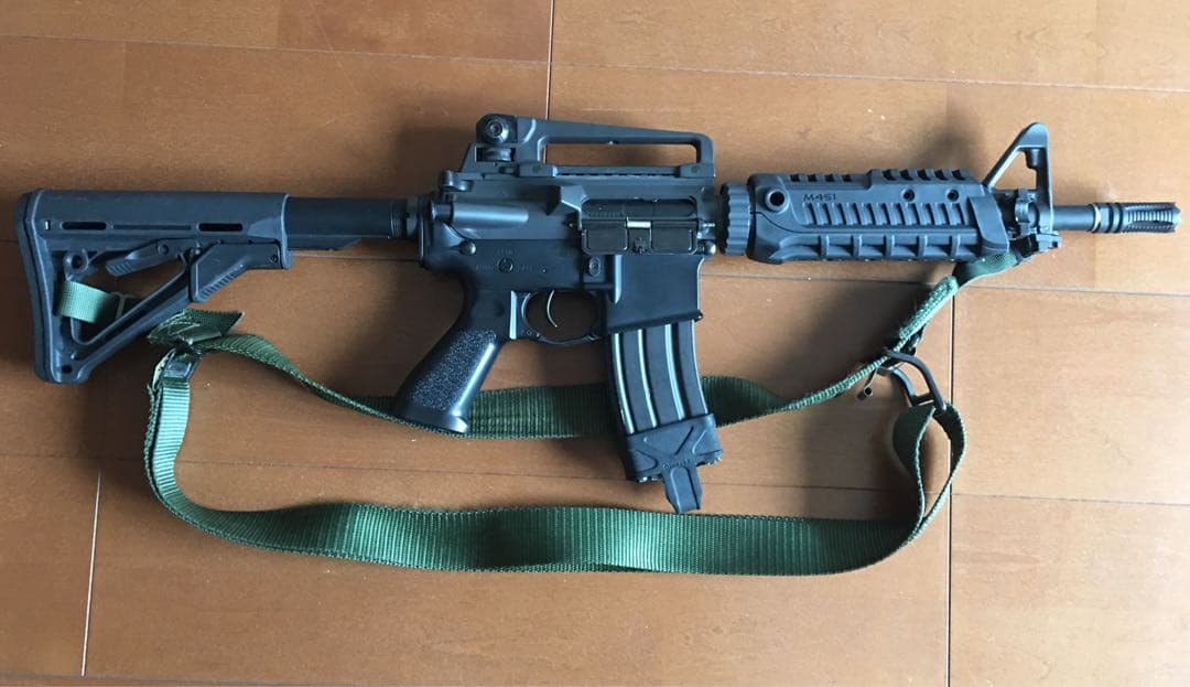 東京マルイ　ハイサイクルスタンダード電動ガン　M4-CRW カスタム