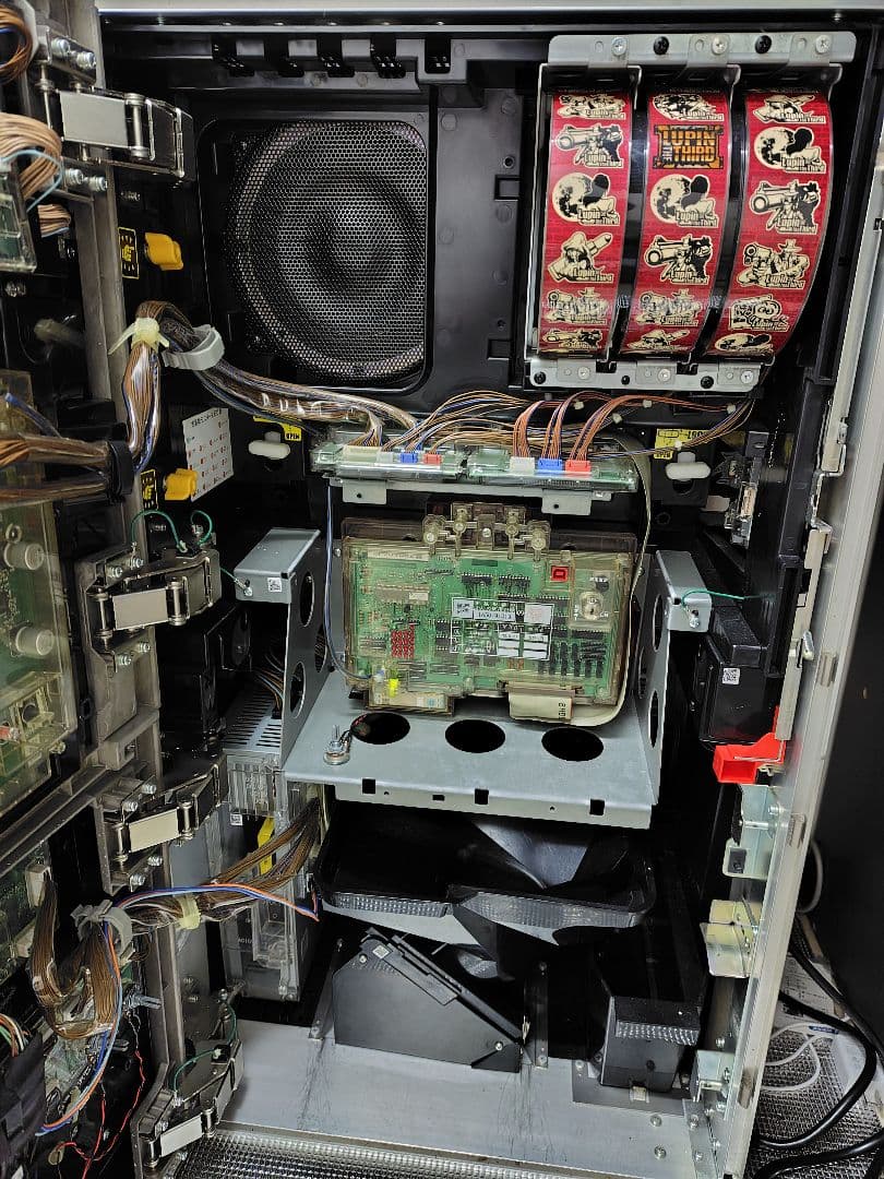 パチスロ実機ルパン三世ロイヤルロード⚠️配送も条件が合えば可能