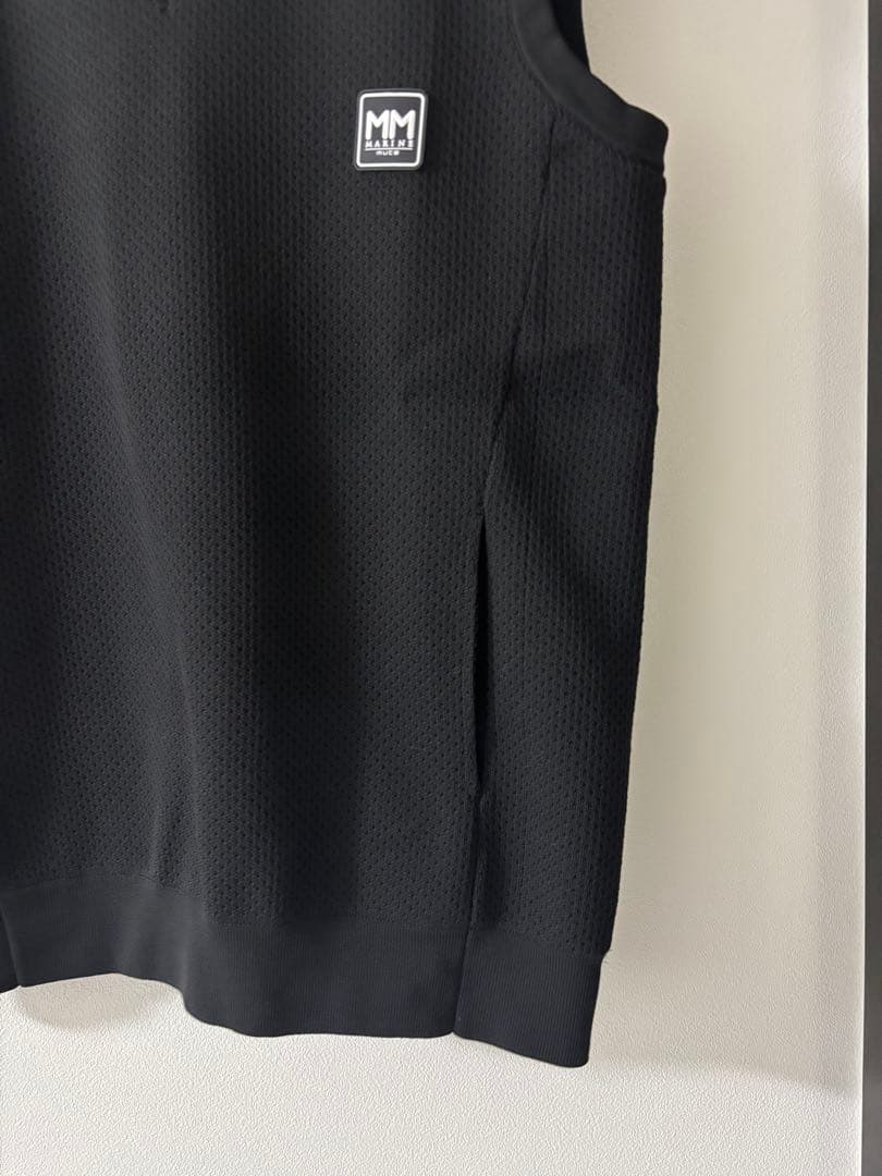 muta ムータ Vネックベスト