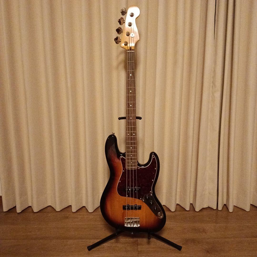 SQUIER スクワイヤ Classic Vibe '60s JazzBass