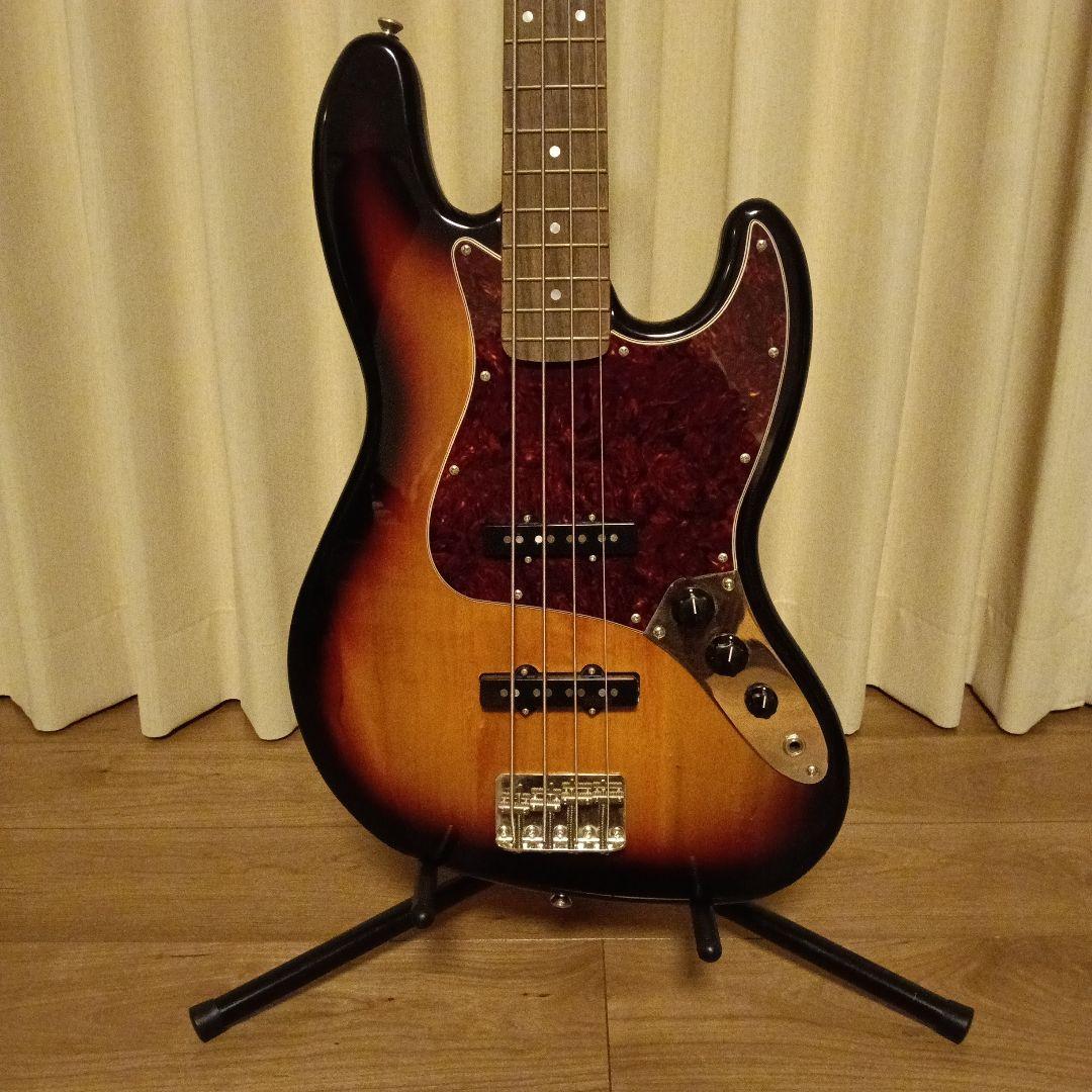 SQUIER スクワイヤ Classic Vibe '60s JazzBass