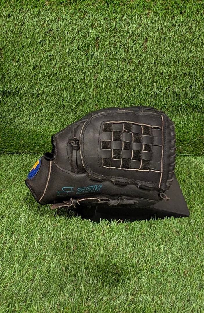 新品未使用　野球グラブ　グローブ　一般軟式大人用　内野手用　エスエスケー　SSK